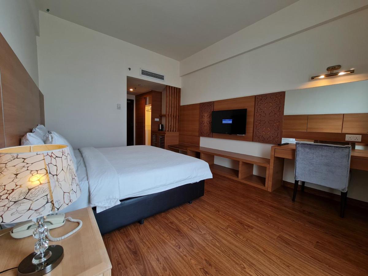 Swan Garden Hotel Malacca Eksteriør billede