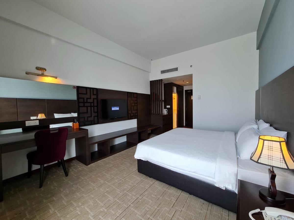 Swan Garden Hotel Malacca Eksteriør billede