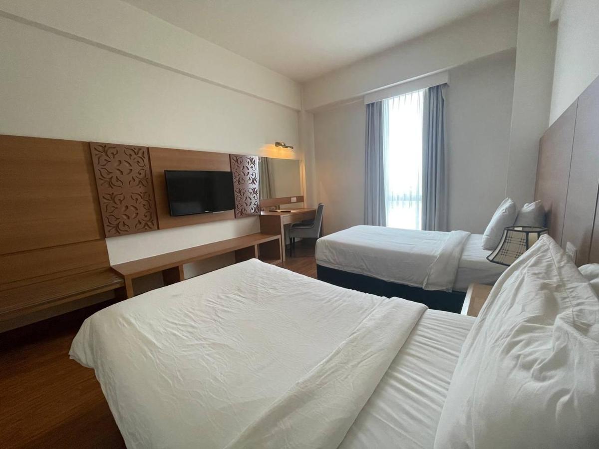 Swan Garden Hotel Malacca Eksteriør billede