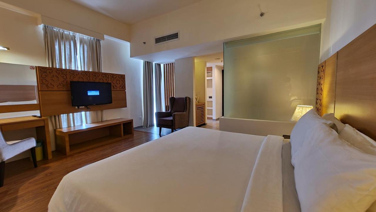 Swan Garden Hotel Malacca Eksteriør billede