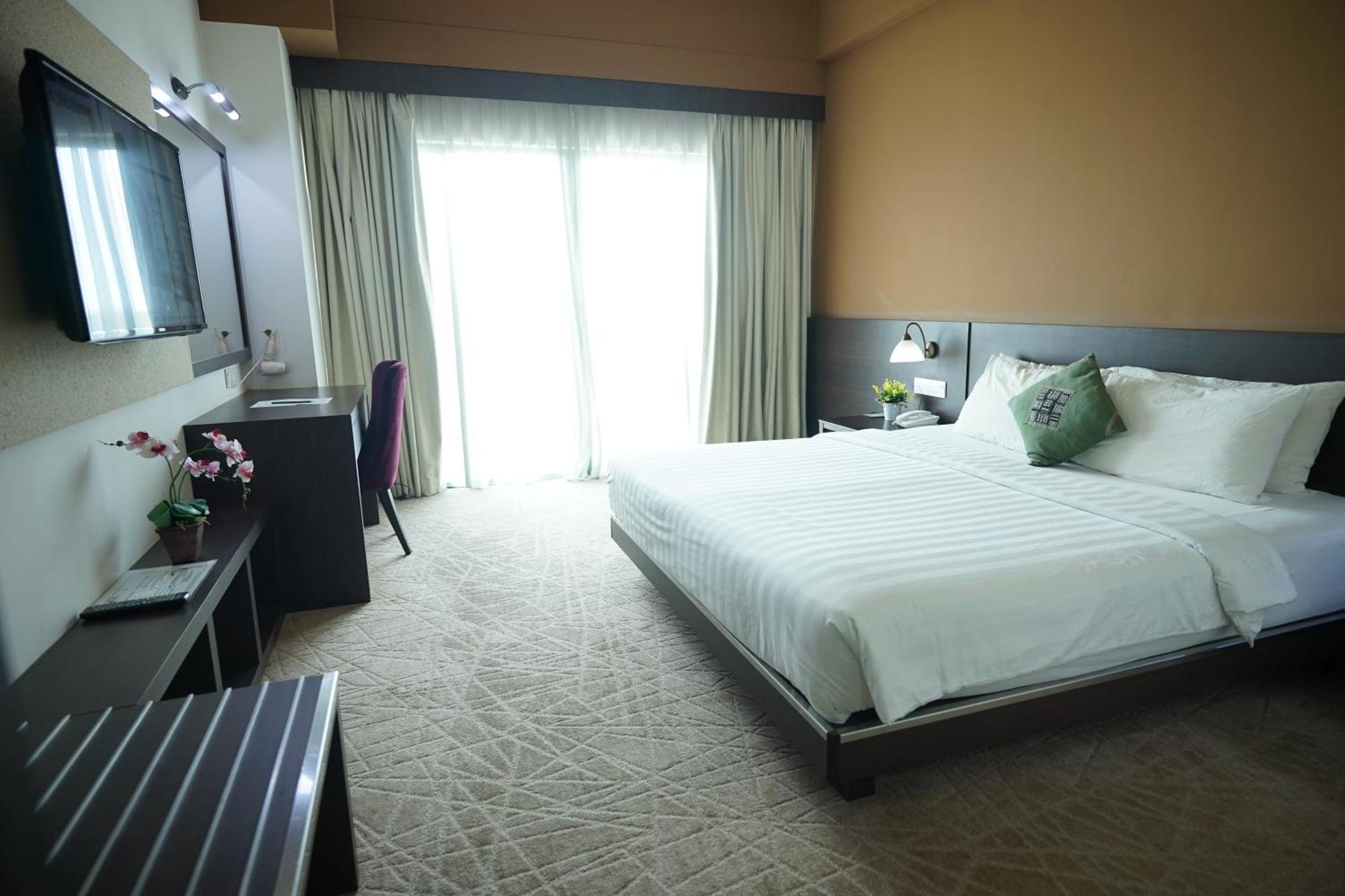 Swan Garden Hotel Malacca Eksteriør billede